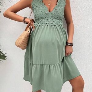 Green V-Neck Sleeveless Mini Sundress for Resort Wear